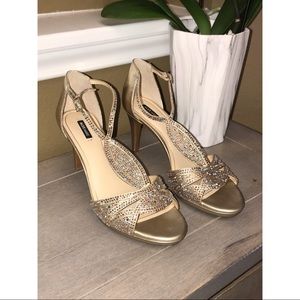 SALE! ALEX MARIE Jeweled Metallic Gold Heels